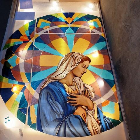 vierge marie vitrail